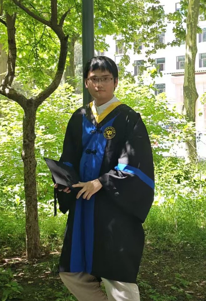 Shiyang Si (司士杨)