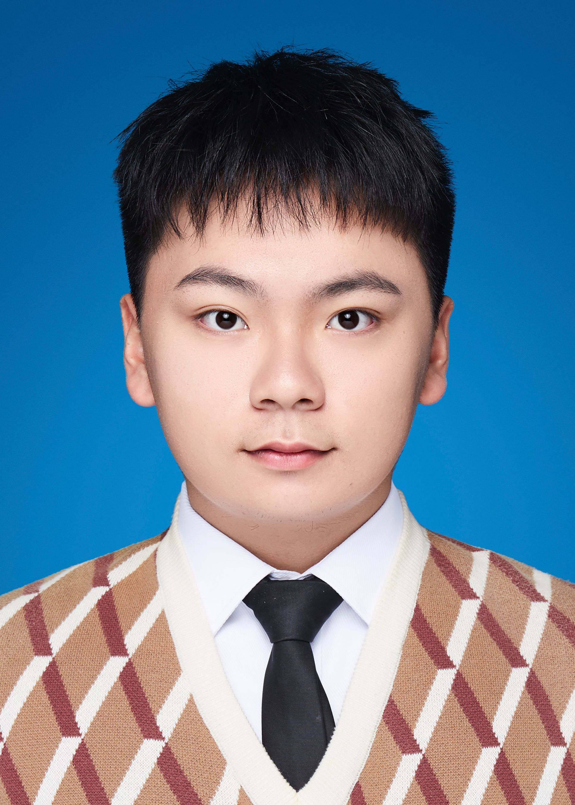 Shuxin Lu (卢舒欣)