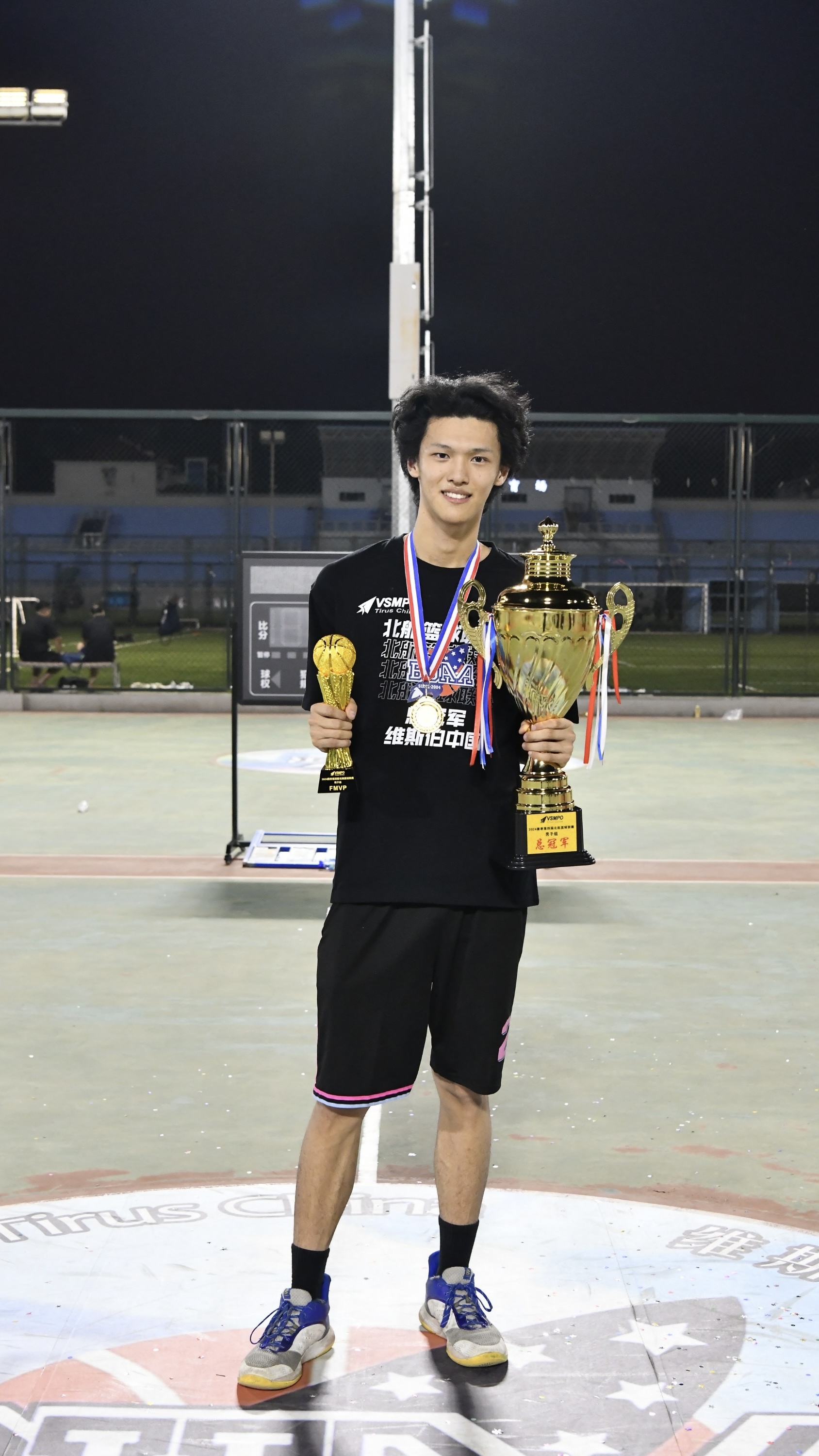 Zhenyu Tong (佟振宇)